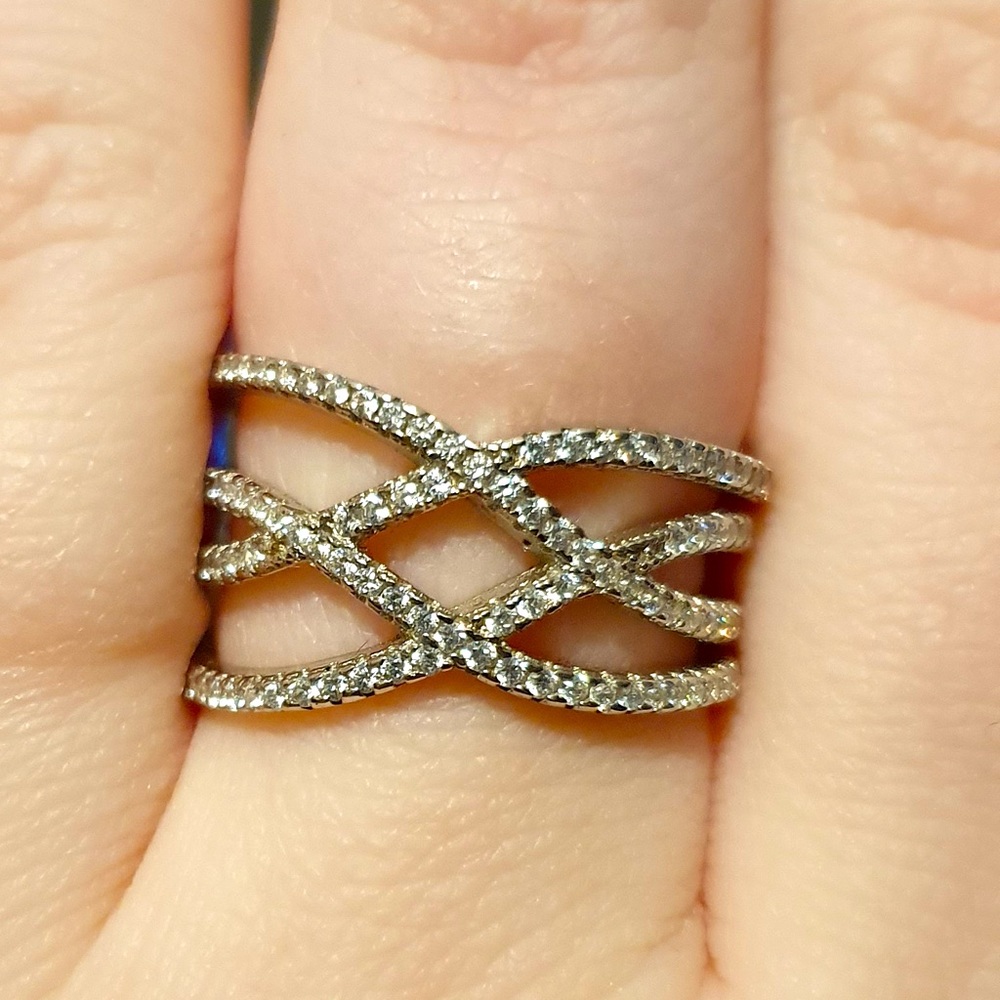 Sterling Silver Criss Cross Ring